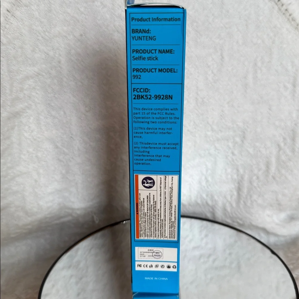 Selfie Stick Black Remote Control Tripod with Blue Tooth Connection